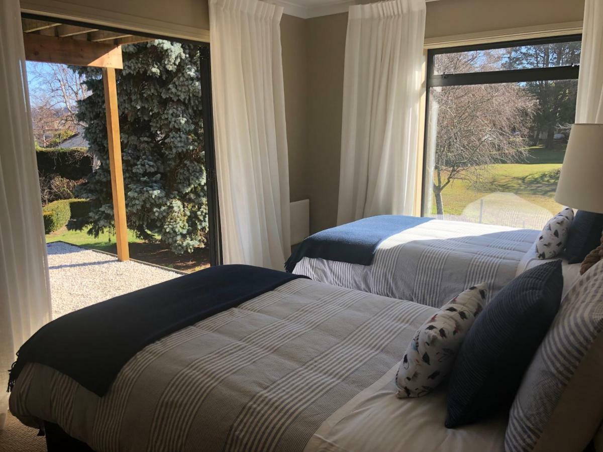 Kinloch Lakeview Lodge - Taupo 外观 照片